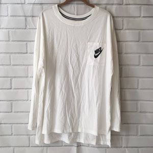 NIKE crew neck long sleeve white T-shirt size XL